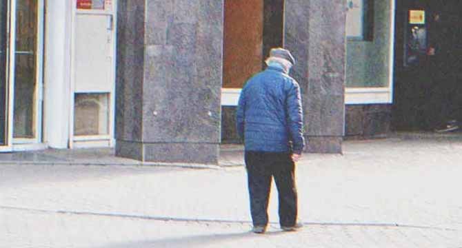 After 50 Years, Elderly Woman’s First Love Appears on Her Doorstep – Story of the Day