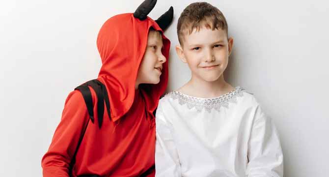 I Helped a Poor Girl with Her Halloween Costume – Years Later We Stood in Front of the Altar Together
