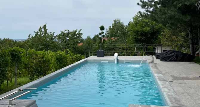 My MIL Destroyed My Hearing Aids by Throwing Me in the Pool During My Wedding – She Didn’t Notice This Coming