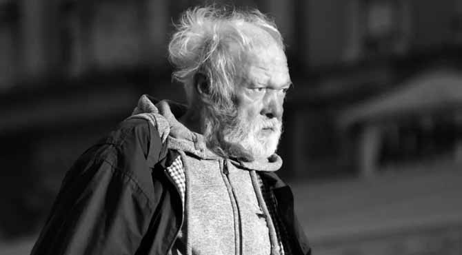 I Disguised Myself as Homeless and Walked Into a Huge Supermarket to Choose My Heir