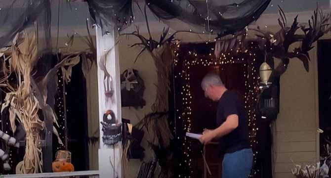 My Neighbor Threw Eggs at My Car Because It Was ‘Blocking the View’ of His Halloween Decorations