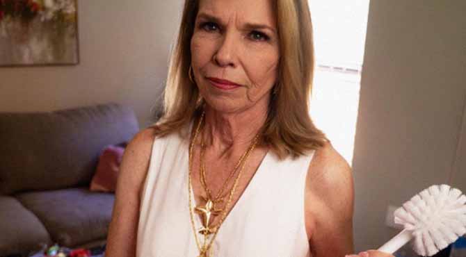 My MIL Kept Regifting Me Her Trash Along with Nasty Comments—Until I Gave Her a ‘Gift’ She’ll Never Forget