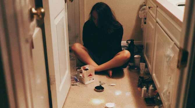 My Teen Daughter Locked Herself in the Bathroom Every Afternoon – When I Finally Learned Why, I Burst Into Tears