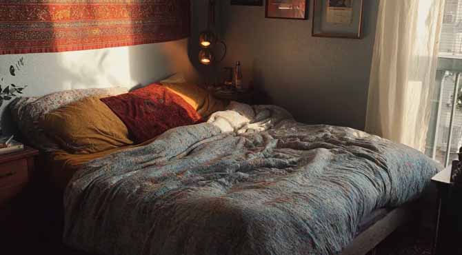 My Fiancé Said I Should Pay 70% for Our New Bed Because I’m ‘Heavier and Take up More Space’ – So I Taught Him a Lesson