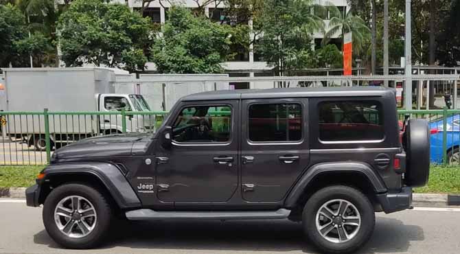 My Stepmom Stole My Late Mom’s $25K Inheritance to Buy Her Son a Jeep – Karma Made Her Pay Three Times Over