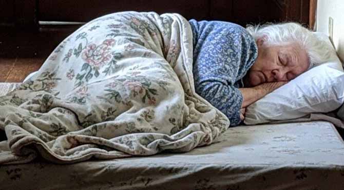 My Husband Forced My Mom to Sleep on a Mattress in the Hallway While She Was Undergoing Chemo – So I Had to Teach Him a Lesson