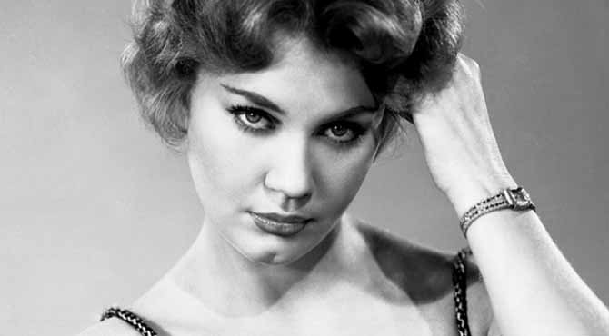 The Gentle Star Who Spoke in Warmth: A Tribute to Elizabeth MacRae