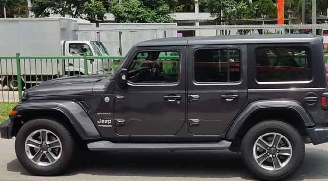 My Stepmom Stole My Late Mom’s $25K Inheritance to Buy Her Son a Jeep – Karma Made Her Pay Three Times Over