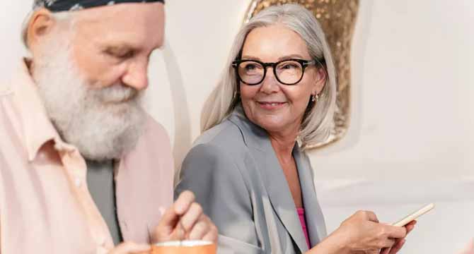 Man Rented His Apartment to a Sweet Old Couple – When They Moved Out, He Was Shocked By What He Found Inside