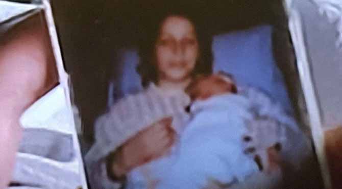 I Found Photos of Me with a Newborn, but I Don’t Remember Ever Being Pregnant