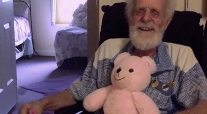 78-Year-Old Man Spent 2 Years Courting an 82-Year-Old Woman in a Nursing Home