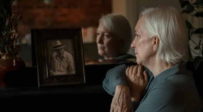 I Lived in a Shelter After My DIL Kicked Me Out When My Son Died – But She Had No Idea About His Secret