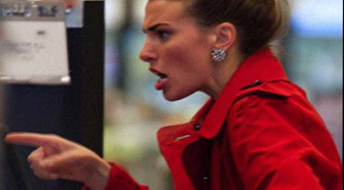 A Rich Customer Mocked Me, Calling Me a ‘Poor Cashier’ – But Karma Came for Her Moments Later